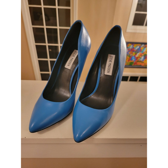 Steve Madden "Galleryy" Stilettos Pumps Size 8M - Picture 2 of 13